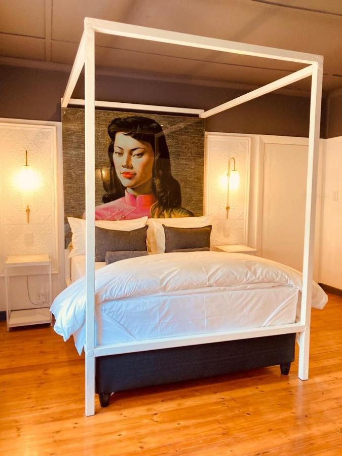 Bed and Breakfast Cellar In Town Робертсон Екстер'єр фото